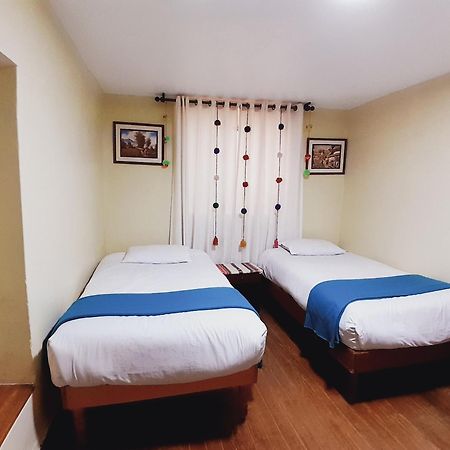 クスコ Puma Walkers Bed & Breakfast エクステリア 写真
